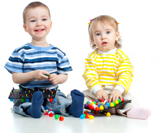 2-kids-play